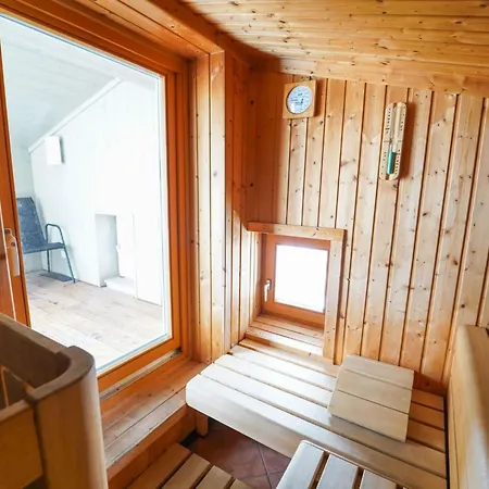 Schlafgut Kuessler In Zell Am By Interhome * ツェル アム ゼー